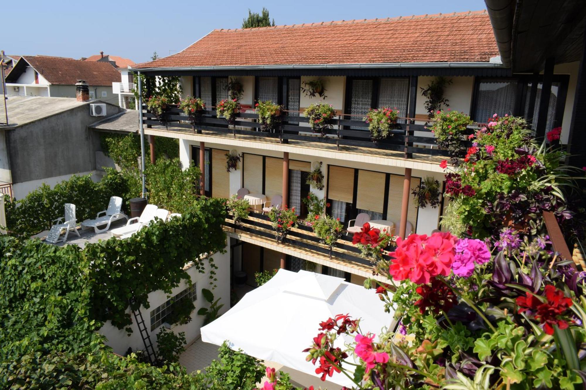 Rooms Vila Mautner Βόντιτσε Εξωτερικό φωτογραφία