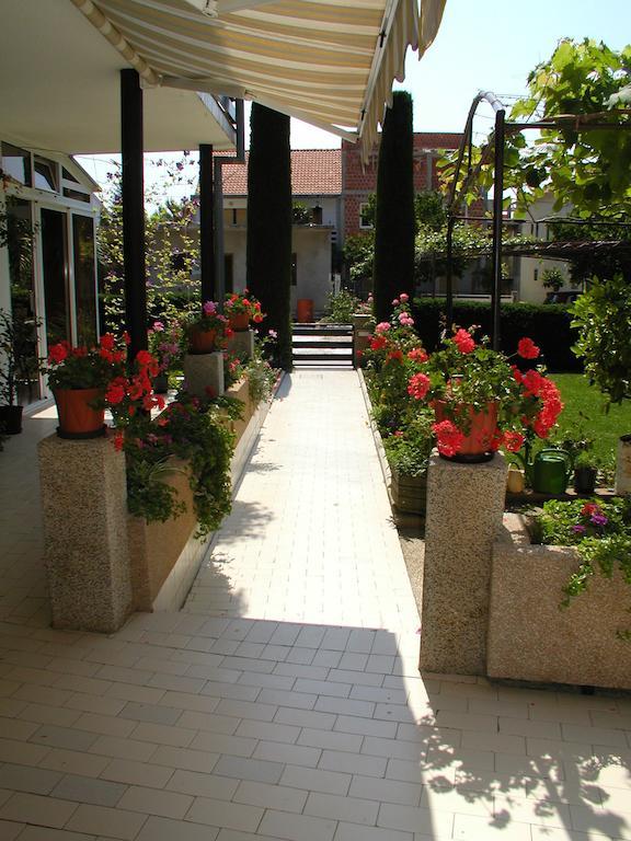 Rooms Vila Mautner Βόντιτσε Εξωτερικό φωτογραφία