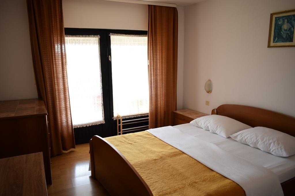 Rooms Vila Mautner Βόντιτσε Εξωτερικό φωτογραφία